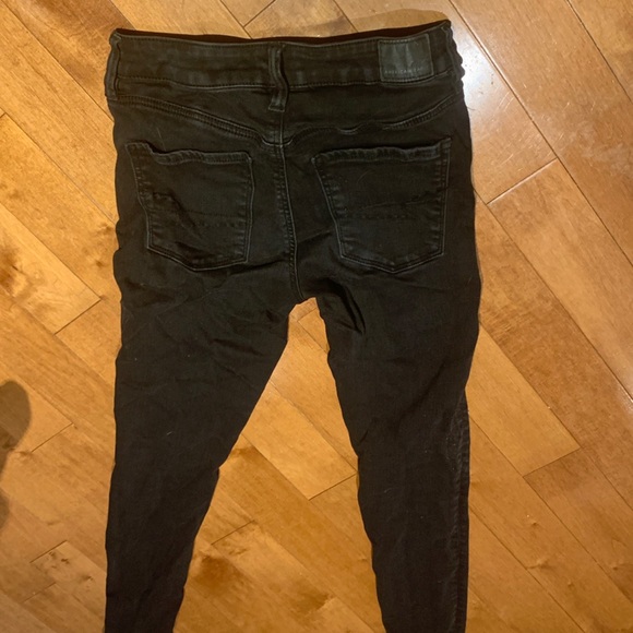 American Eagle Women Size 6 black jeans - Picture 2 of 2